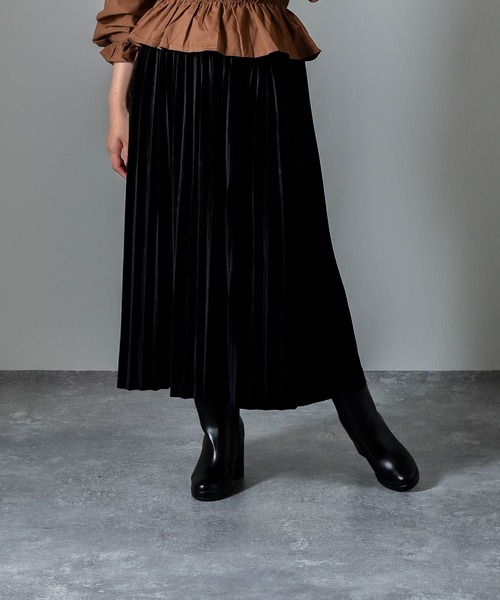 muure（ミュール）の「ベロアプリーツスカート（スカート・レディース・ブラック/ダークブラウン/ブラウン/カーキ/シルバーグレー・FREE）」の13枚目の写真