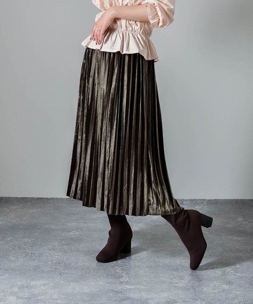 muure（ミュール）の「ベロアプリーツスカート（スカート・レディース・ブラック/ダークブラウン/ブラウン/カーキ/シルバーグレー・FREE）」の14枚目の写真