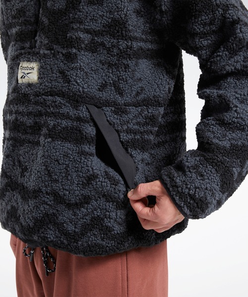 Reebok（リーボック）の「クラシックス ウィンター エスケープ