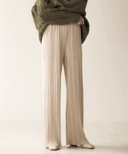 Bab（バブ）の「カットプリーツパンツ（その他パンツ・レディース・ブラック/ブラウン/アイボリー/グレー・FREE）」の2枚目の写真