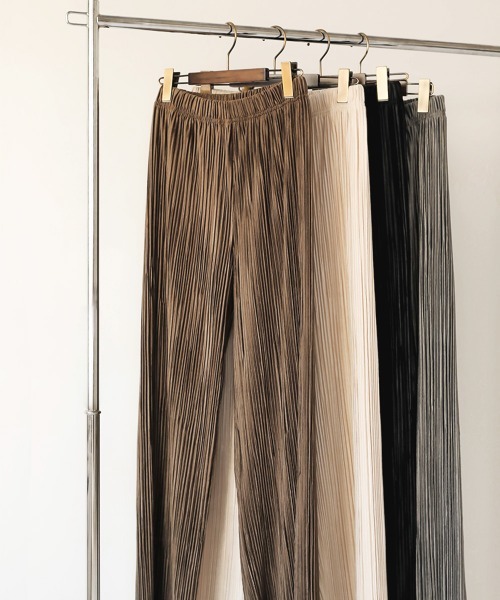 Bab（バブ）の「カットプリーツパンツ（その他パンツ・レディース・ブラック/ブラウン/アイボリー/グレー・FREE）」の5枚目の写真