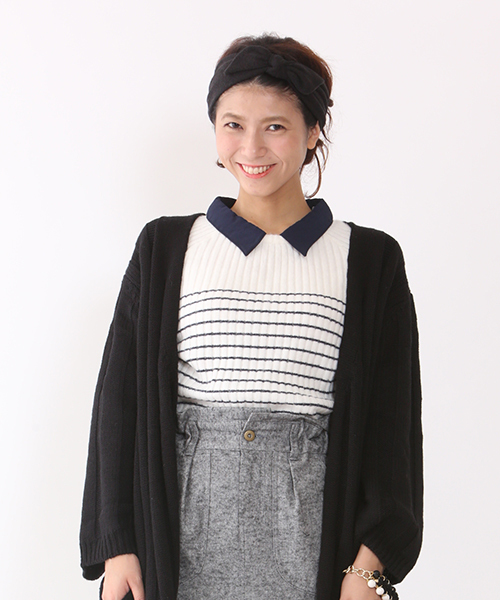 mystic(ミスティック)の「襟付きボーダープルオーバー(ニット/セーター・レディース・オフホワイト/ブラック/グレー/キャメル・FREE/フリ-)」の2枚目の写真