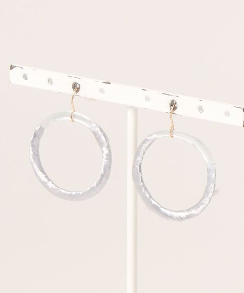 tone(トーン)の「【PAPER ART WORKS】metalic circle(ピアス(両耳用)・レディース・シルバー/ゴールド/ピンクゴールド・FREE)」の17枚目の写真