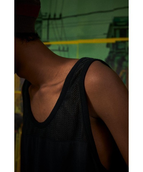 AlexanderLeeChang(アレキサンダーリーチャン)の「AlexanderLeeChang/アレキサンダーリーチャン MESH TANK(タンクトップ・メンズ・ブラック/グレー/イエロー・2/3)」の19枚目の写真
