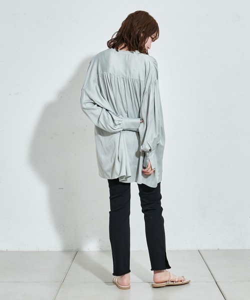 DISCOAT(ディスコート)の「カットオフデニムスキニーパンツ(デニムパンツ・レディース・ブラック/ブルー・MEDIUM/LARGE)」の21枚目の写真