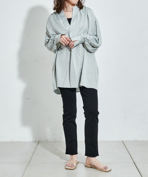 DISCOAT(ディスコート)の「カットオフデニムスキニーパンツ(デニムパンツ・レディース・ブラック/ブルー・MEDIUM/LARGE)」の6枚目の写真