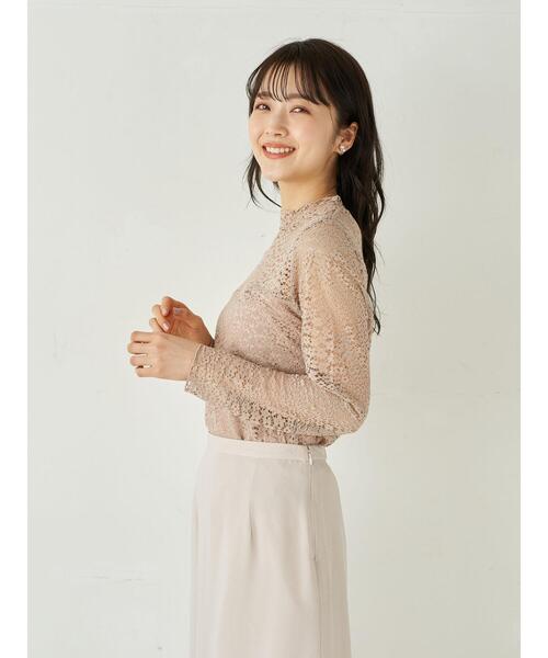 earth music&ecology(アースミュージックアンドエコロジー)の「小花レースハイネックプルオーバー *(その他トップス・レディース・ホワイト/ブラック/ベージュ・S/M)」の12枚目の写真