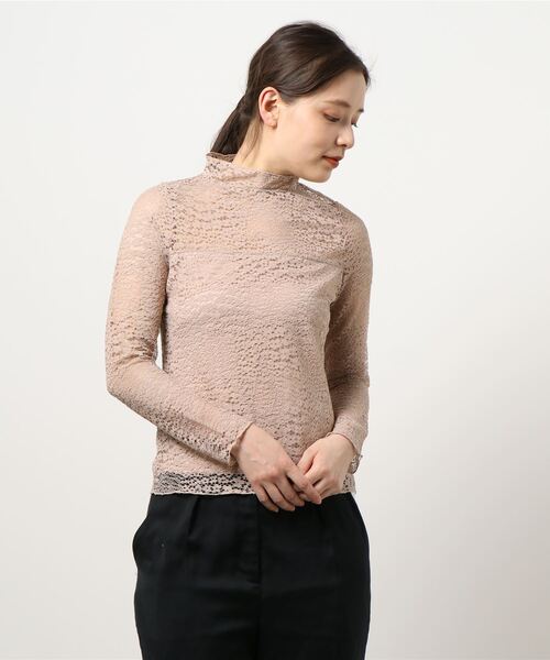 earth music&ecology(アースミュージックアンドエコロジー)の「小花レースハイネックプルオーバー *(その他トップス・レディース・ホワイト/ブラック/ベージュ・S/M)」の5枚目の写真