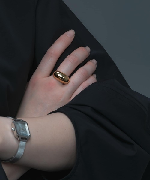 URBAN RESEARCH（アーバンリサーチ）の「decor　Squareplump Ring（リング・レディース・ゴールド・11/9）」の2枚目の写真