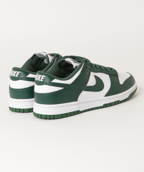 NIKE(ナイキ)の「NIKE DUNK LOW RETRO(スニーカー・メンズ・グリーン・26.5cm/27.5cm/28.5cm/26.0cm/27.0cm/28.0cm)」の2枚目の写真