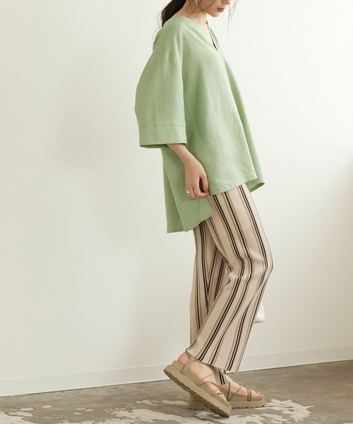 titivate（ティティベイト）の「ボックスシルエットキーネックブラウス（シャツ/ブラウス・レディース・ピンク/ライトグリーン/ブラック/オフホワイト・M/S）」の4枚目の写真