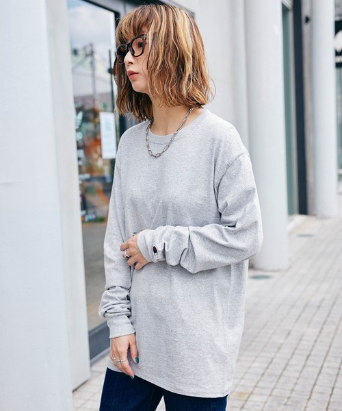 Champion（チャンピオン）の「Champion Authentic T-SHIRTS レディース チャンピオン スーパーオーバーサイズ コットン L/S Tシャツ（Tシャツ/カットソー・レディース・ブラック/グレー/ロイヤルブルー/ホワイト/ネイビー/レッド・L/XL/S/M）」の12枚目の写真