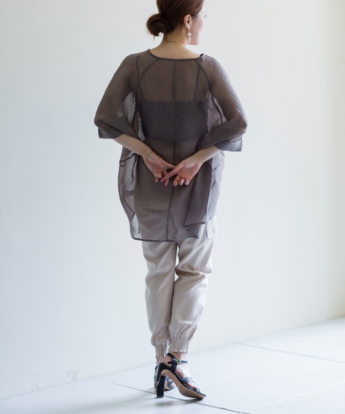 prose verse（プロズヴェール）の「シワ加工シアールーズプルオーバー（Tシャツ/カットソー・レディース・モカ/カーキ/ベージュ・ﾌﾘ-）」の7枚目の写真