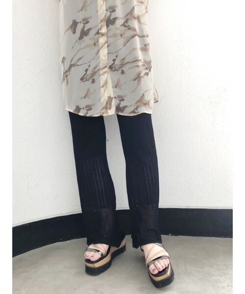 MURUA（ムルーア）の「クロシェセミフレアニットパンツ（スウェットパンツ・レディース・ホワイト/ブラック/ブルー・FREE）」の5枚目の写真