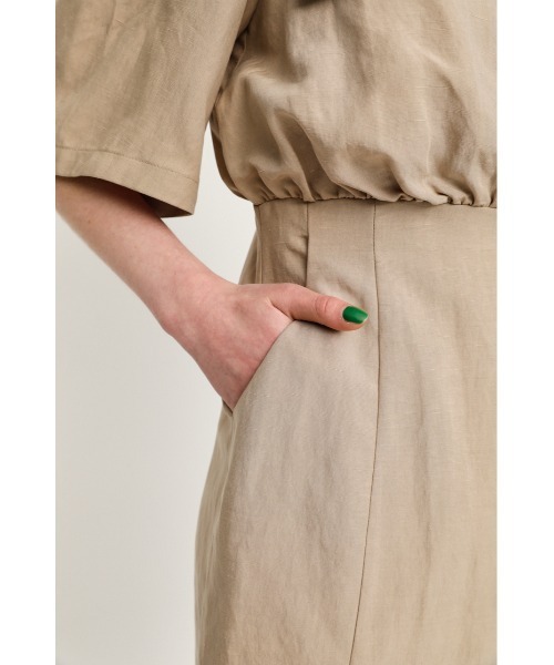 SLY（スライ）の「OPEN SHOULDER OP オープンショルダー ワンピース（ワンピース・レディース・ブラック/カーキ/ライトベージュ・1/2）」の17枚目の写真