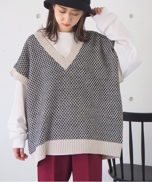 tiptop(ティップトップ)の「アソートVネックBIGベスト(ベスト・レディース・アイボリー/ダークブルー/A/B/グレイッシュベージュ/D/C/ブルー/キナリ/グリーン/ピンク/ブラウン・FREE)」の19枚目の写真