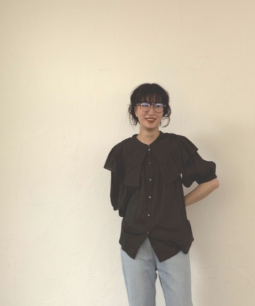 marjour（マージュール）の「BIG COLLAR BLOUSE（シャツ/ブラウス・レディース・チャコールグレー・M）」の17枚目の写真