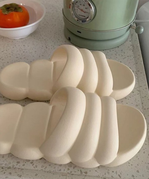 SETUP7（セットアップセブン）の「【SETUP7】やわらか厚底ルームスリッパ KNF142（サンダル・レディース・イエロー/ピンク/ブラック/サックスブルー/ホワイト/アイボリー/カーキ/ライトグリーン/ブルーグレー・37/36/38/40/42/44）」の19枚目の写真