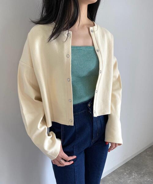 MLI'A（エムリア）の「スナップボタンカーディガン（カーディガン/ボレロ・レディース・ブラック/グレー/アイボリー/グリーン/ダークグリーン/バーガンディー/イエロー・M）」の8枚目の写真