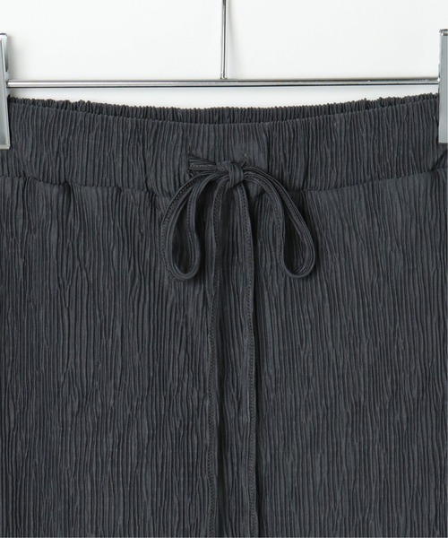 VENCEEXCHANGE（ヴァンスエクスチェンジ）の「プリーツパンツ（その他パンツ・レディース・チャコールグレー/ライトグレー/オフホワイト・M）」の6枚目の写真