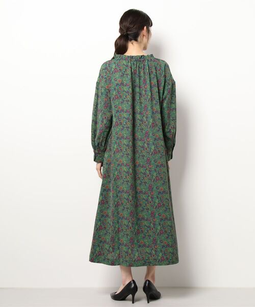 Lugnoncure（ルノンキュール）の「レトロ花柄フリルスキッパーワンピース（ワンピース・レディース・ネイビー/オレンジ/グリーン・ﾌﾘ-）」の5枚目の写真