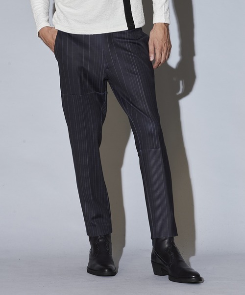 NO ID.（ノーアイディ）の「イレギュラーピッチストライプアンクルイージートラウザーズ（スラックス・メンズ・ブラック/ベージュ/ネイビー・1/3/2）」の16枚目の写真