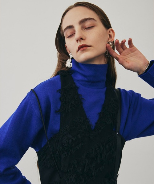 UNITED TOKYO（ユナイテッドトウキョウ）の「シューティングジャガードワンピース（ワンピース・レディース・ブラック/ベージュ・1/2）」の14枚目の写真