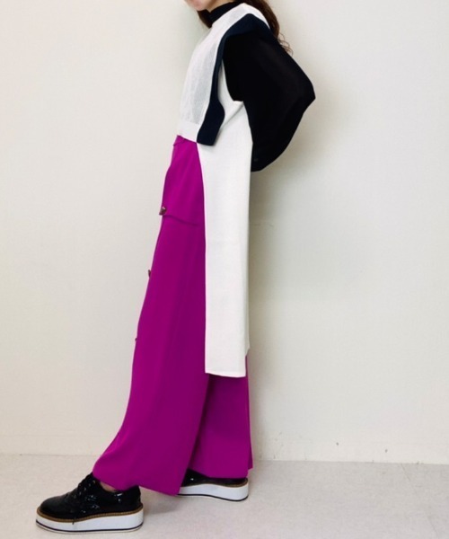 TEVALT(ヴァレット)の「配色レイヤードベスト(ロング丈)(ベスト・レディース・ブラック/オフホワイト・38)」の13枚目の写真