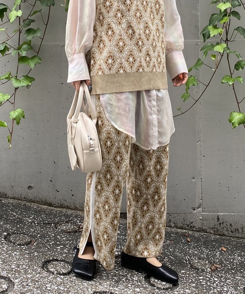 AS KNOW AS PINKY(アズノゥアズピンキー)の「並んでダマスクニットパンツ セットアップ可能(その他パンツ・レディース・ブラック/ベージュ/ダークグリーン・FREE)」の4枚目の写真