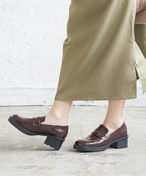 KOBE LETTUCE（コウベレタス）の「スクエアトゥローファー（ローファー・レディース・ベージュ/ブラック/ブラウン・L/LL/M/S）」の3枚目の写真