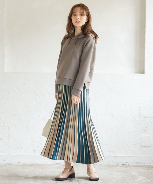 KOBE LETTUCE（コウベレタス）の「スクエアトゥローファー（ローファー・レディース・ベージュ/ブラック/ブラウン・L/LL/M/S）」の9枚目の写真