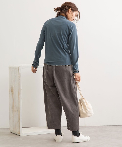 POU DOU DOU（プードゥドゥ）の「起毛テレコ2way配色メロートップス（Tシャツ/カットソー・レディース・イエロー/ブルー/アイボリー/モカ・3）」の5枚目の写真