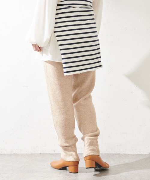 SHENERY（シーナリー）の「裾リブニットパンツ（その他パンツ・レディース・ベージュ/チャコールグレー・FREE）」の20枚目の写真