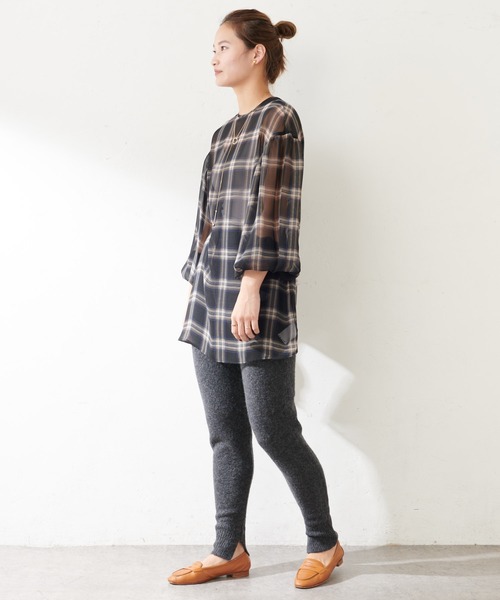 SHENERY（シーナリー）の「裾リブニットパンツ（その他パンツ・レディース・ベージュ/チャコールグレー・FREE）」の12枚目の写真