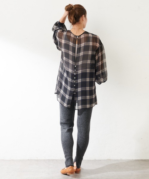 SHENERY（シーナリー）の「裾リブニットパンツ（その他パンツ・レディース・ベージュ/チャコールグレー・FREE）」の16枚目の写真