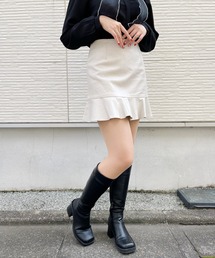 フェイクレザーフリルミニスカパン
