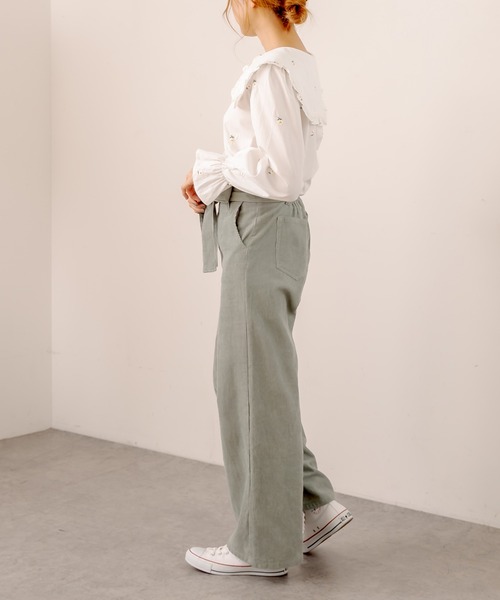 OLIVE des OLIVE（オリーブデオリーブ）の「スクエアセーラーカラーブラウス（シャツ/ブラウス・レディース・アイボリー/オフホワイト/ブラック/ホワイト・FREE）」の6枚目の写真