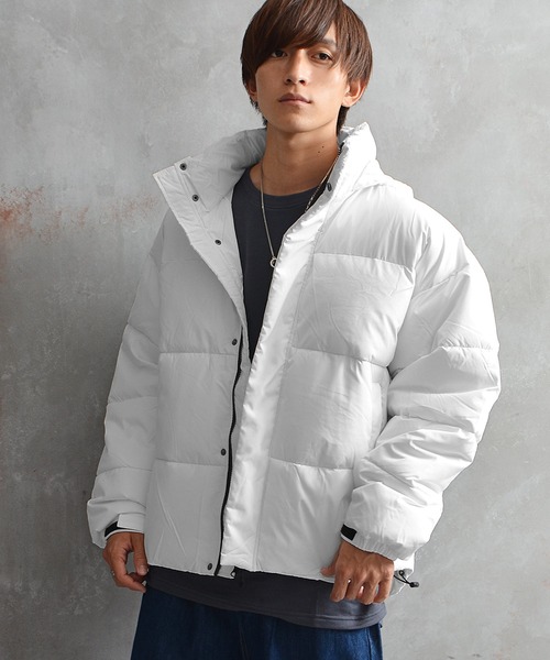 MinoriTY(マイノリティ)の「オーバーサイズ 中綿ブルゾン スタンド ドロップショルダージャケット(ダウンジャケット/コート・メンズ・ホワイト/ブラック/ブルー/グレー・M/L/XL)」の5枚目の写真