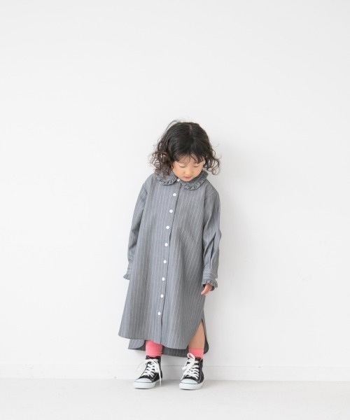 LOWRYS FARM(ローリーズファーム)の「ピンストライプシャツワンピース 258135(ワンピース・キッズ・ネイビー/グレー・110cm/120cm/130cm/140cm/150cm)」の1枚目の写真