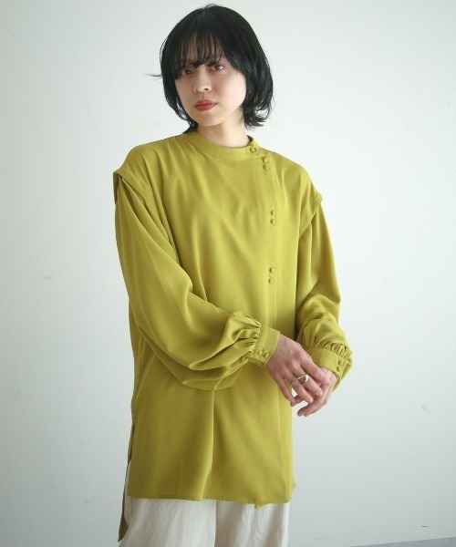 spoon store(スプーンストア)の「レイヤードダブルボタンシャツ(シャツ/ブラウス・レディース・オフホワイト/グリーン・フリー)」の2枚目の写真