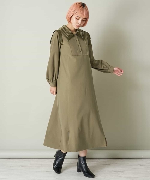 A de a.v.v（アードアー・ヴェ・ヴェ）の「襟刺繍入りワンピース（ワンピース・レディース・ブラック/カーキ・38/36）」の3枚目の写真