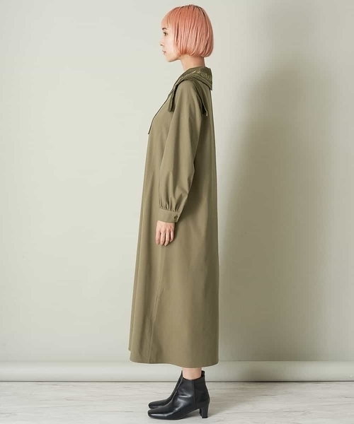 A de a.v.v（アードアー・ヴェ・ヴェ）の「襟刺繍入りワンピース（ワンピース・レディース・ブラック/カーキ・38/36）」の7枚目の写真