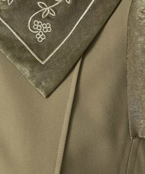 A de a.v.v（アードアー・ヴェ・ヴェ）の「襟刺繍入りワンピース（ワンピース・レディース・ブラック/カーキ・38/36）」の12枚目の写真