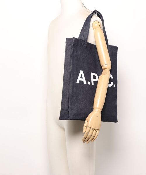 A.P.C.（アーペーセー）の「TOTE LOU MINI ANSES 22PC（トートバッグ・レディース・インディゴブルー・ONESIZE）」の5枚目の写真