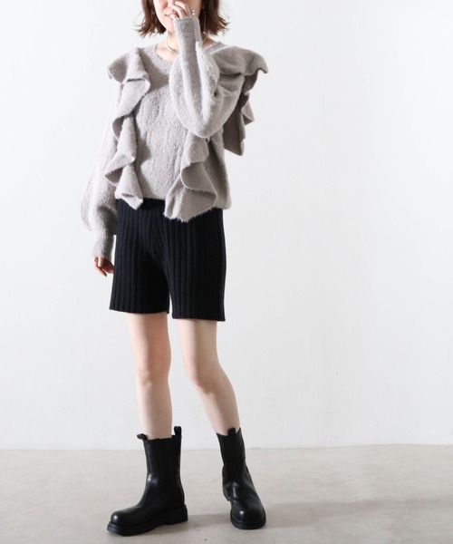 Cheek（チーク）の「ワイドリブニットショートパンツ（その他パンツ・レディース・ブラック/ベージュ/オフホワイト・MEDIUM）」の17枚目の写真