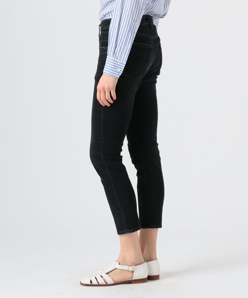 TOMORROWLAND （トゥモローランド）の「RED CARD TOKYO 30th Anniversary デニムパンツ（デニムパンツ・レディース・チャコールグレー・25/23/21/24/22）」の2枚目の写真