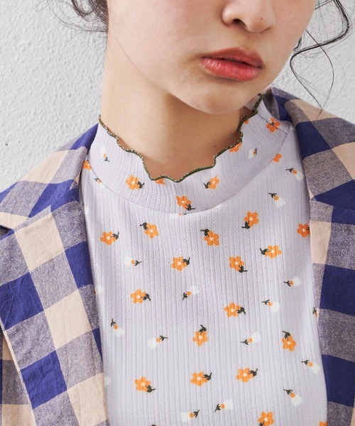 MERLOT（メルロー）の「小花柄メロートップス（Tシャツ/カットソー・レディース・ホワイト/グリーン/パープル・FREE）」の17枚目の写真