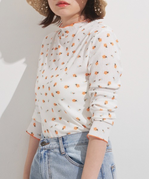 MERLOT（メルロー）の「小花柄メロートップス（Tシャツ/カットソー・レディース・ホワイト/グリーン/パープル・FREE）」の20枚目の写真