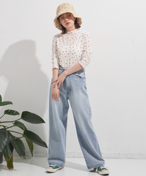 MERLOT（メルロー）の「小花柄メロートップス（Tシャツ/カットソー・レディース・ホワイト/グリーン/パープル・FREE）」の22枚目の写真