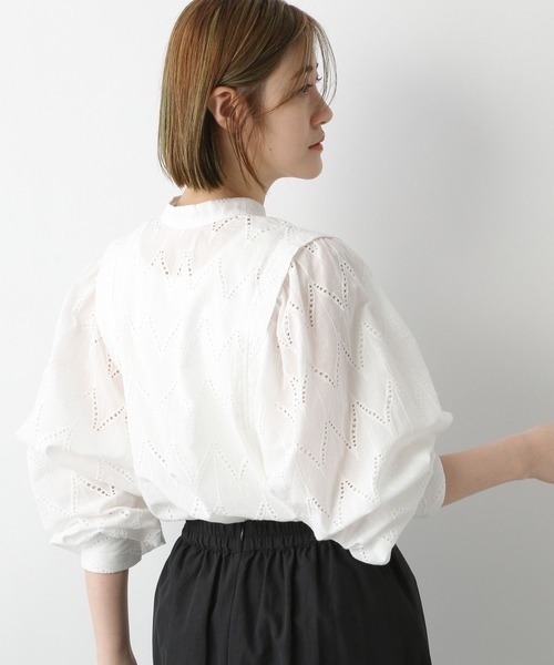 A part by（アパートバイ）の「コットンレースブラウス　266862（シャツ/ブラウス・レディース・ブラック/オフホワイト/マスタード・FREE）」の8枚目の写真
